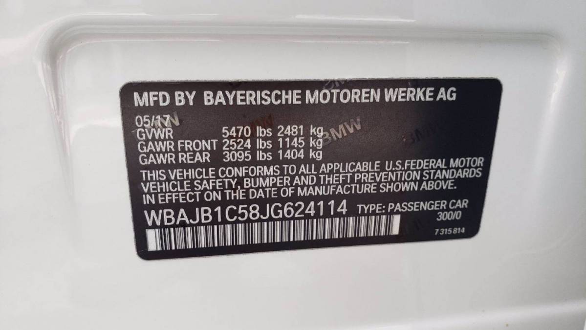 2018 BMW 5 Series WBAJB1C58JG624114