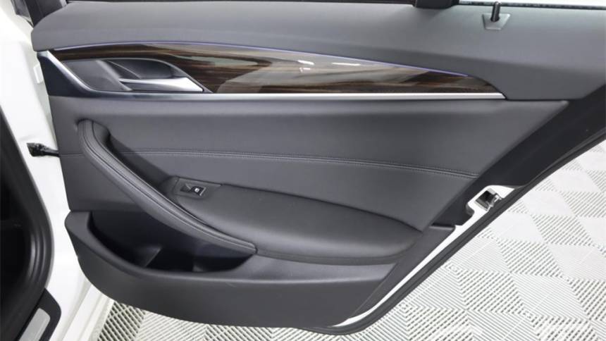 2018 BMW 5 Series WBAJA9C52JB251473