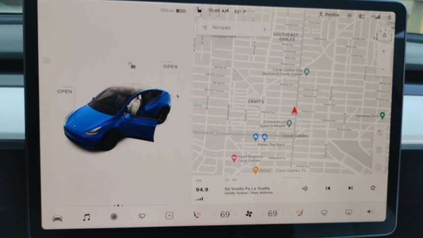 2021 Tesla Model Y 5YJYGDEE9MF210162