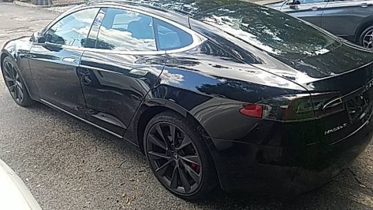 2018 Tesla Model S 5YJSA1E40JF267570