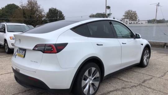 2020 Tesla Model Y 5YJYGDEE1LF044430