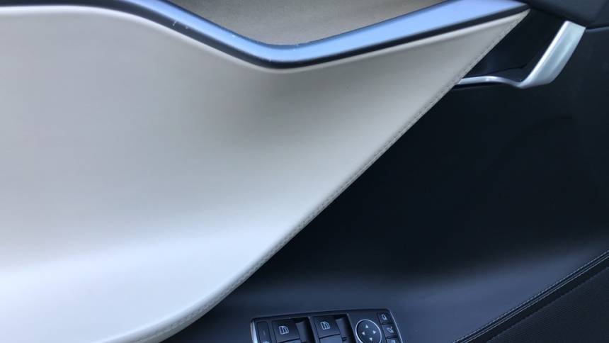 2018 Tesla Model S 5YJSA1E2XJF265582