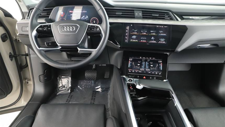 2021 Audi e-tron WA1VAAGE3MB020841