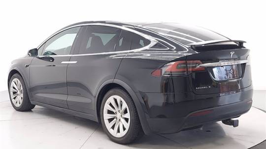 2018 Tesla Model X 5YJXCDE25JF139549