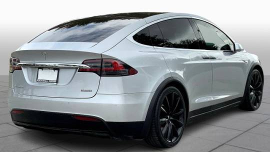 2016 Tesla Model X 5YJXCBE47GF003261