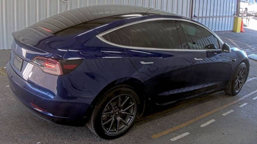 2019 Tesla Model 3 5YJ3E1EA2KF431739