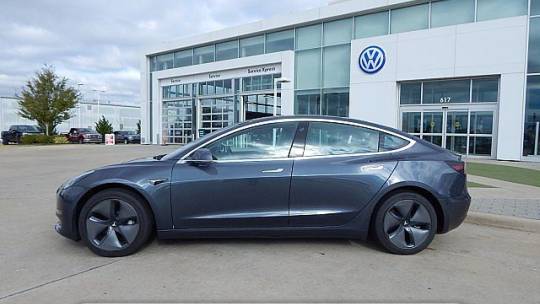 2019 Tesla Model 3 5YJ3E1EB6KF481469