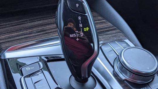 2018 BMW 5 Series WBAJA9C51JB251027