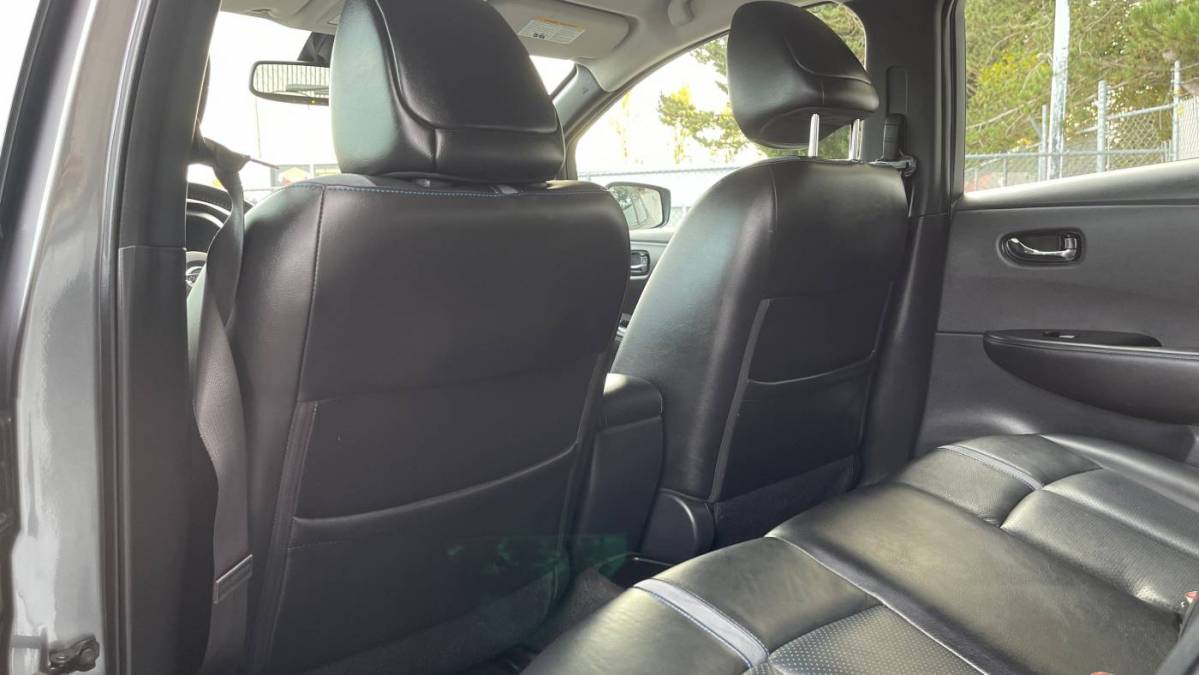 2018 Nissan LEAF 1N4AZ1CP4JC305144