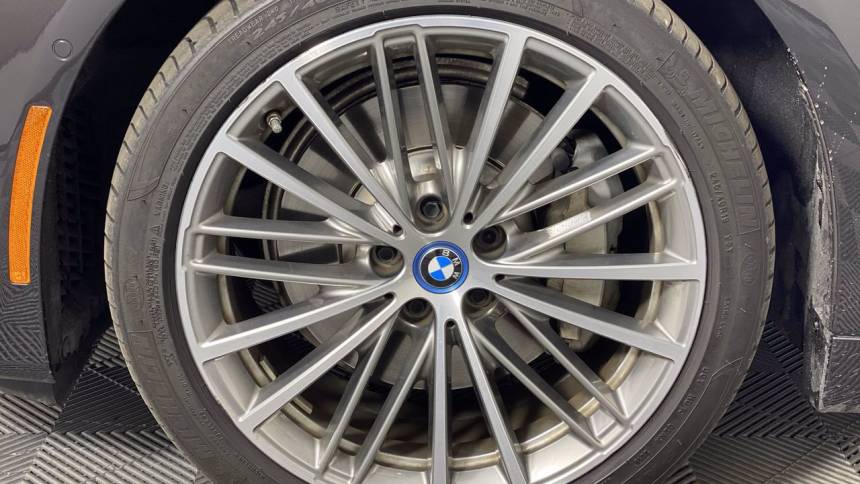 2019 BMW 5 Series WBAJA9C54KB254392