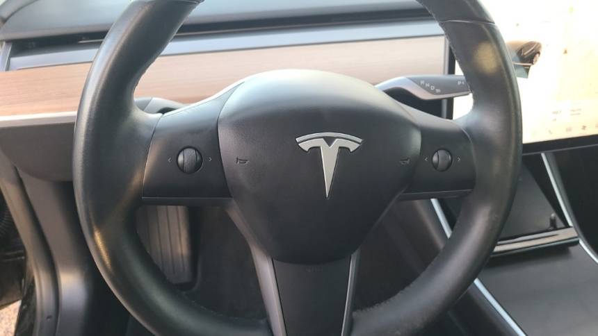 2018 Tesla Model 3 5YJ3E1EA5JF176034