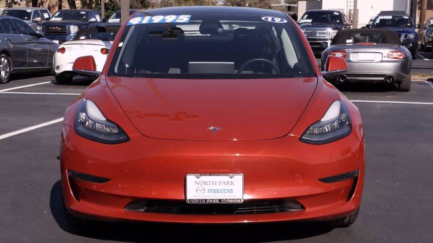 2019 Tesla Model 3 5YJ3E1EA4KF483440