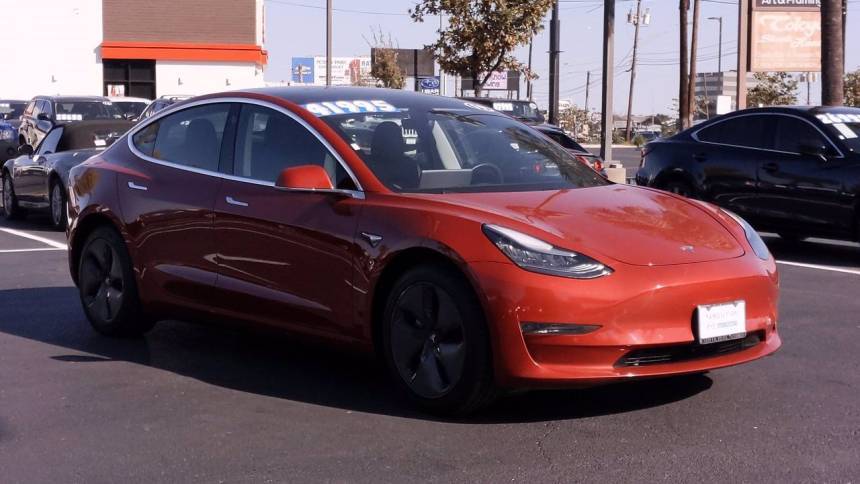 2019 Tesla Model 3 5YJ3E1EA4KF483440