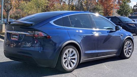 2017 Tesla Model X 5YJXCBE22HF078336