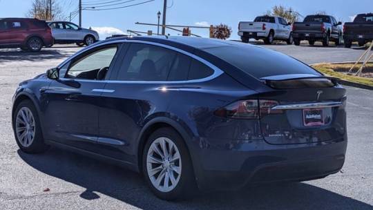 2017 Tesla Model X 5YJXCBE22HF078336