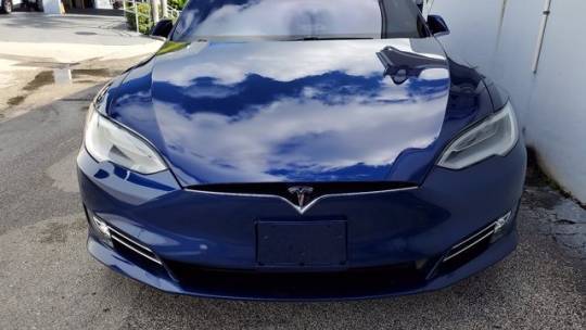 2020 Tesla Model S 5YJSA1E43LF382019