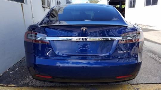 2020 Tesla Model S 5YJSA1E43LF382019