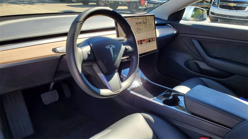 2019 Tesla Model 3 5YJ3E1EA2KF449478