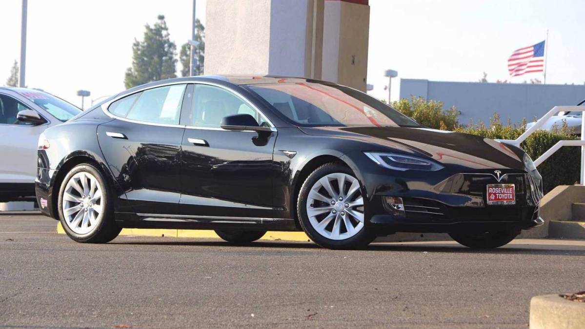 2018 Tesla Model S 5YJSA1E2XJF274833