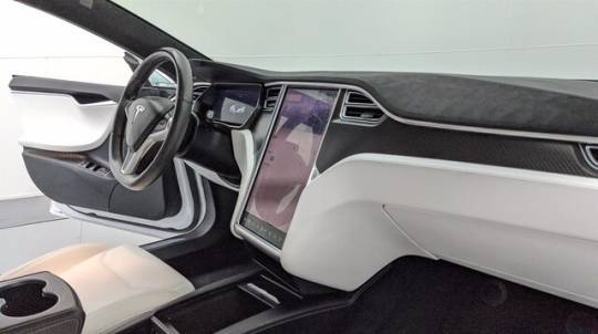 2017 Tesla Model S 5YJSA1E20HF198517