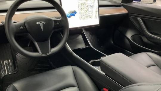 2018 Tesla Model 3 5YJ3E1EA4JF160374