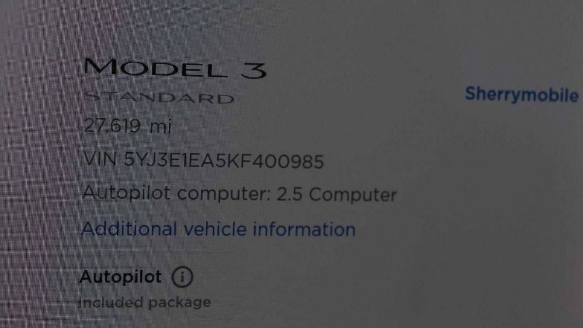 2019 Tesla Model 3 5YJ3E1EA5KF400985