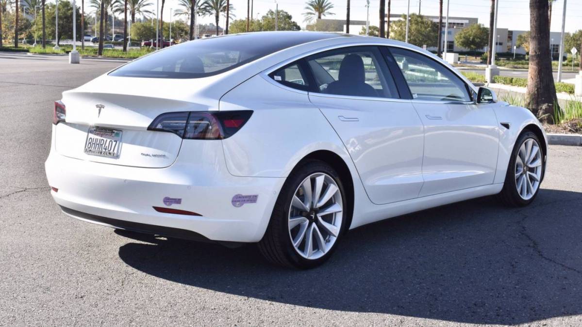 2018 Tesla Model 3 5YJ3E1EB0JF146710
