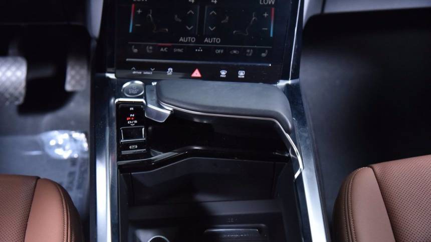 2019 Audi e-tron WA1LAAGE9KB021268