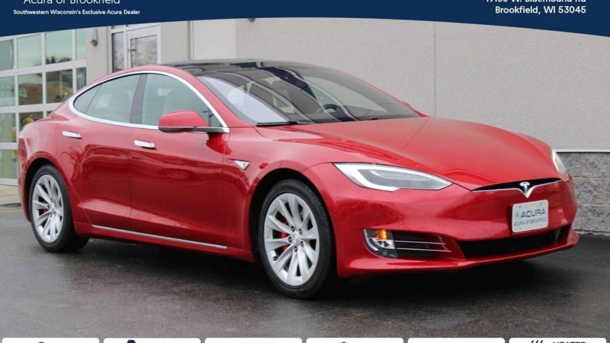 2016 Tesla Model S 5YJSA1E49GF142804