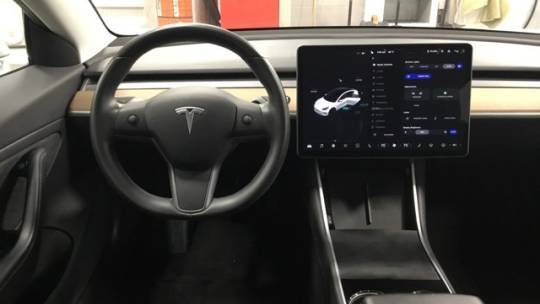 2019 Tesla Model 3 5YJ3E1EA1KF412065
