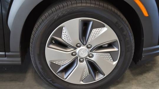 2019 Hyundai Kona Electric KM8K23AG7KU025937