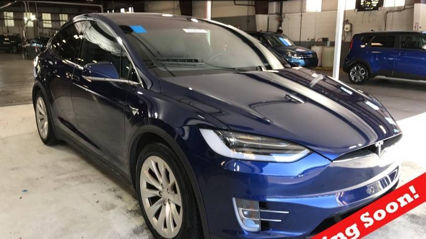 2018 Tesla Model X 5YJXCAE24JF112745