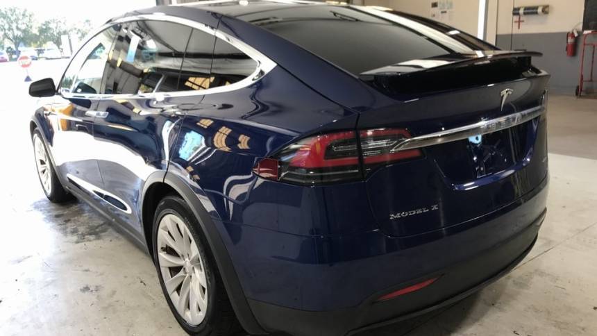 2018 Tesla Model X 5YJXCAE24JF112745