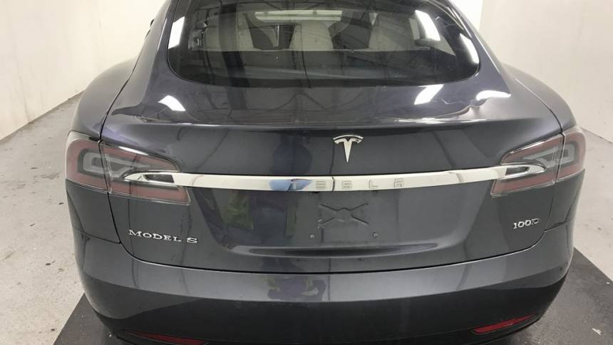2018 Tesla Model S 5YJSA1E26JF246401
