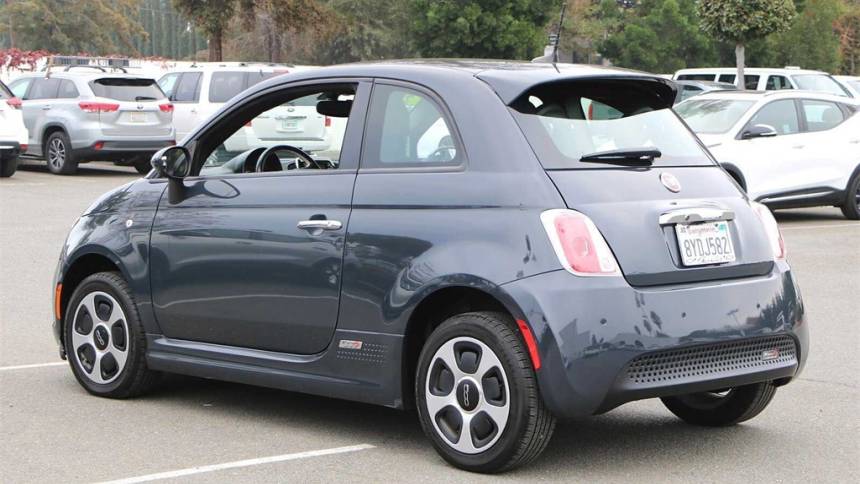 2018 Fiat 500e 3C3CFFGE2JT377423