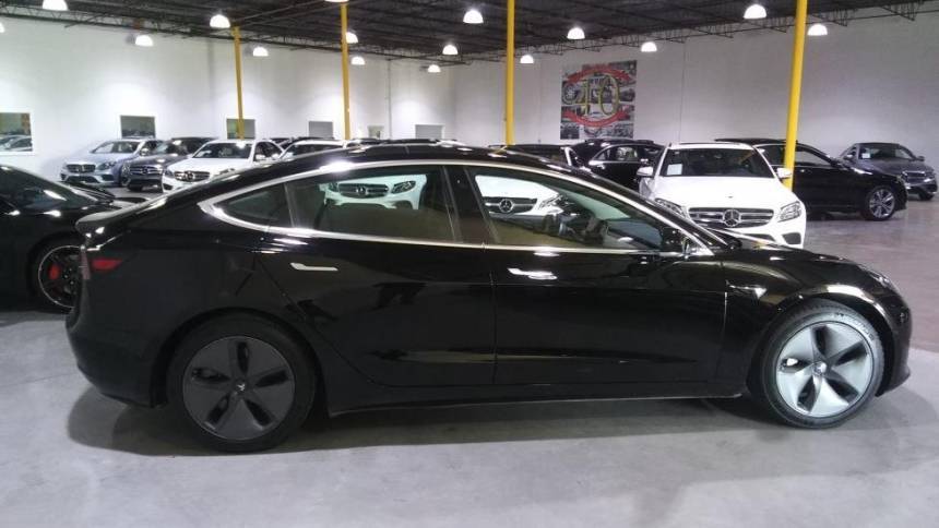 2019 Tesla Model 3 5YJ3E1EA5KF410545