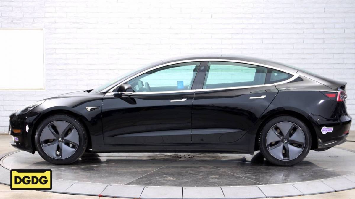 2019 Tesla Model 3 5YJ3E1EA0KF304472