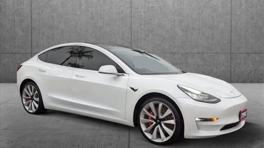 2019 Tesla Model 3 5YJ3E1EB3KF438823