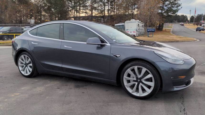 2018 Tesla Model 3 5YJ3E1EB1JF185225