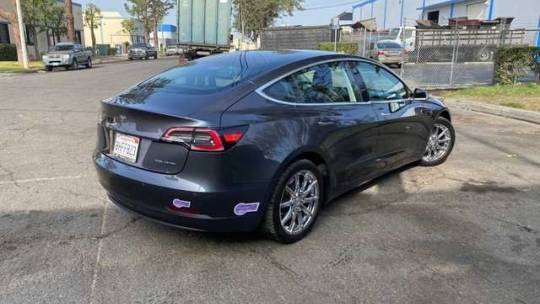 2018 Tesla Model 3 5YJ3E1EB6JF119625