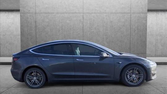 2018 Tesla Model 3 5YJ3E1EB0JF097251