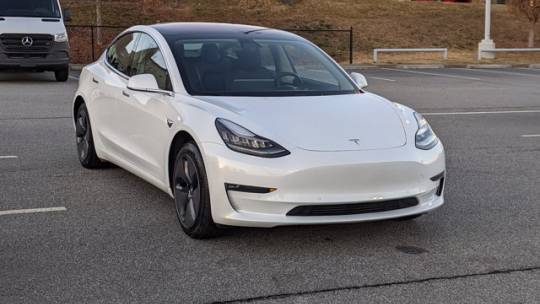 2018 Tesla Model 3 5YJ3E1EA8JF025270