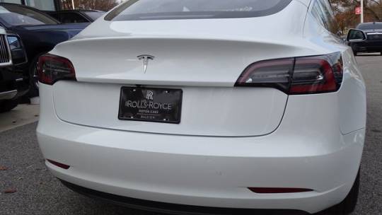 2018 Tesla Model 3 5YJ3E1EA4JF010619