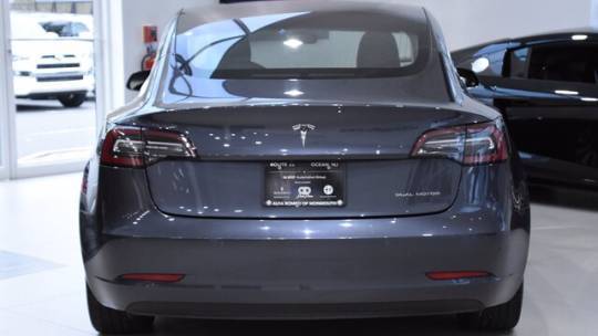 2018 Tesla Model 3 5YJ3E1EB2JF128516