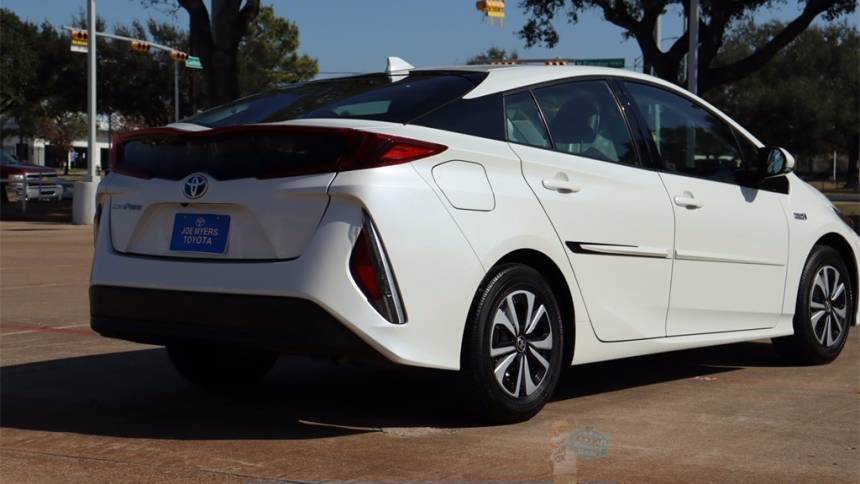 2018 Toyota Prius Prime JTDKARFP9J3069316