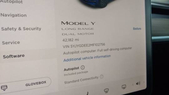 2021 Tesla Model Y 5YJYGDEE2MF102756