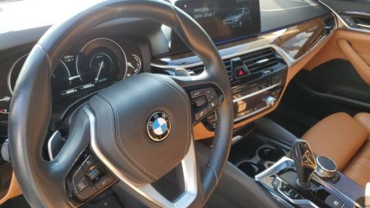 2018 BMW 5 Series WBAJA9C52JB250016