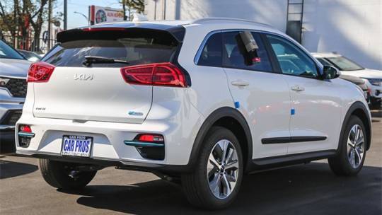 2022 Kia NIRO EV KNDCE3LG8N5133771