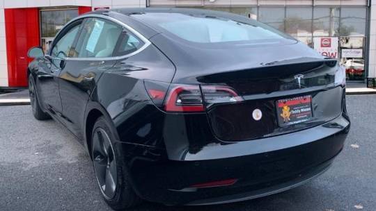 2018 Tesla Model 3 5YJ3E1EB6JF085458