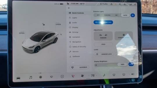 2018 Tesla Model 3 5YJ3E1EB2JF120755